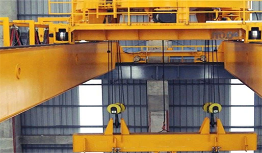 Rotating Trolley Magnet Crane