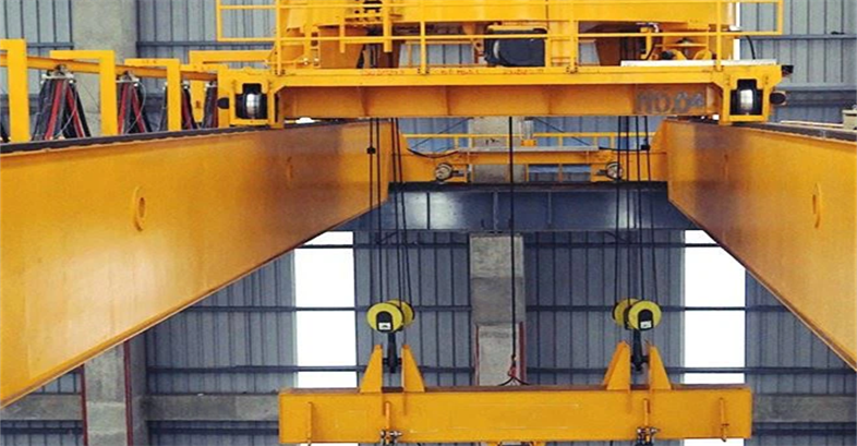 Rotating Trolley Magnet Crane