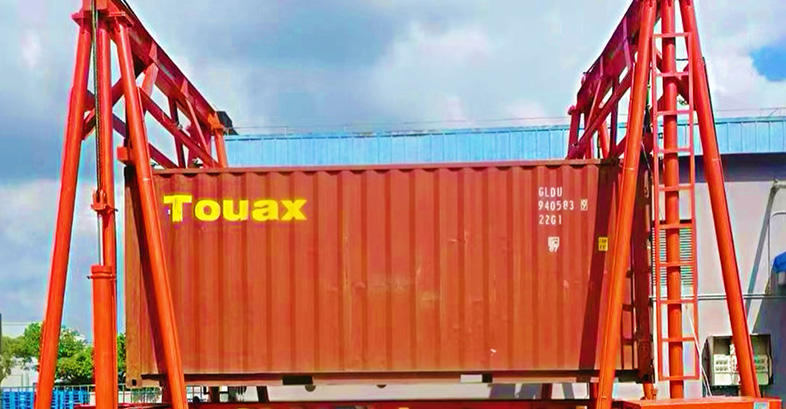 Container Straddle Carrier